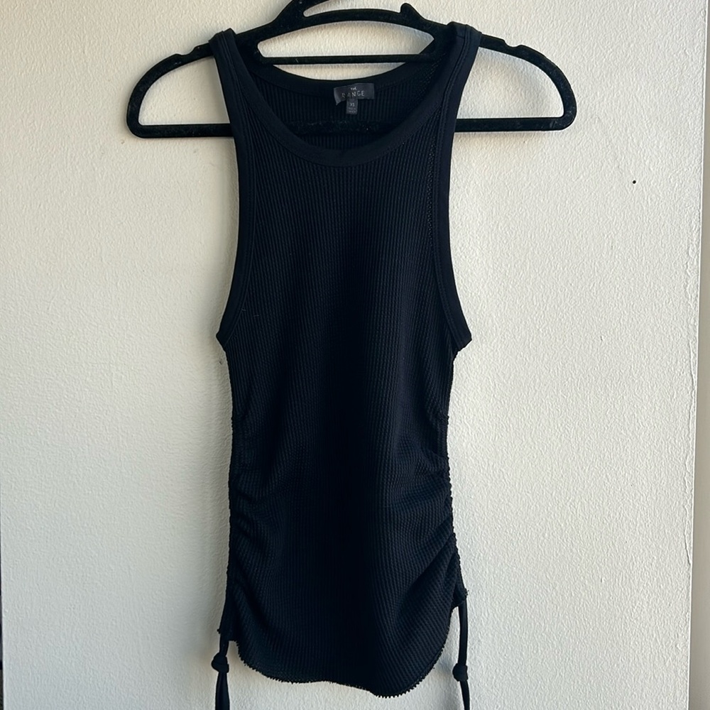 The Range ruched sides drawstring tank - Picture 2 of 6